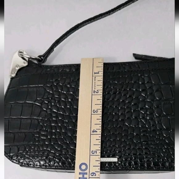 Vince Camuto Black Irene Shoulder Bag - Picture 13 of 13